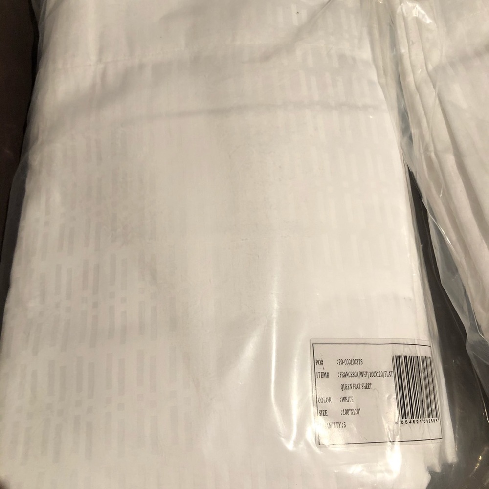 Frette Queen Bedding - BRAND NEW
